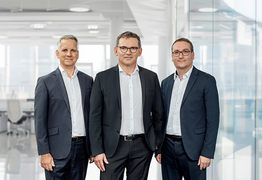 V.l.: Helmut Scharff, Carsten Schmitt, Carlo Segeth (Vorsitzender), Dr. Jan Rolin, Stefan Kochems V.l.: Helmut Scharff, Carsten Schmitt, Carlo Segeth (Vorsitzender), Dr. Jan Rolin, Stefan Kochems